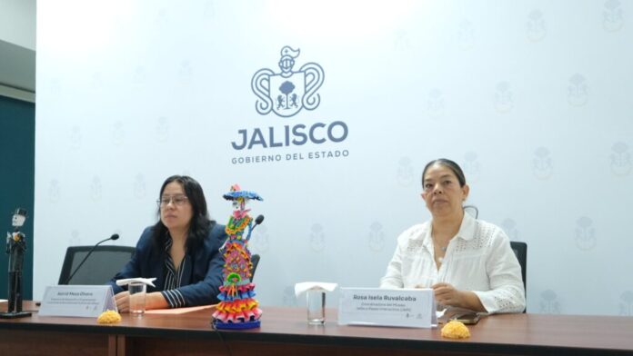 Celebra Jalisco el Día de Muertos con altares, teatro, música y una calaca monumental